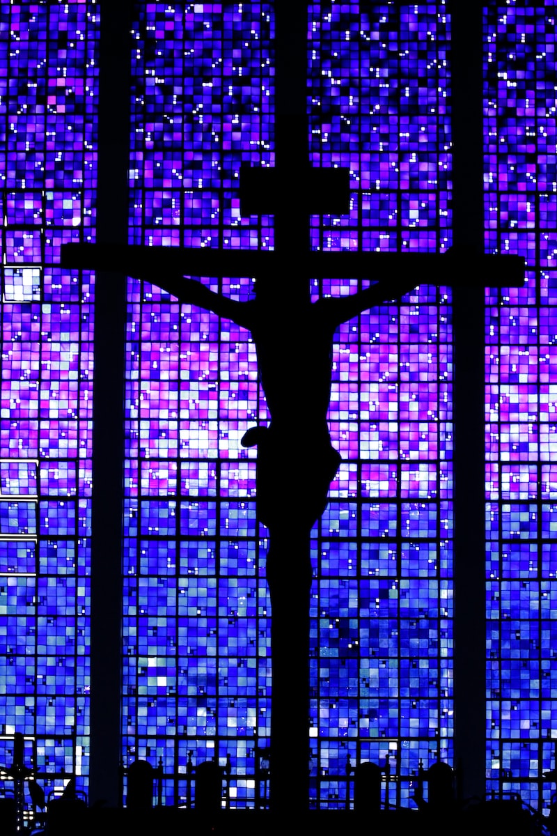 silhouette of crucifix